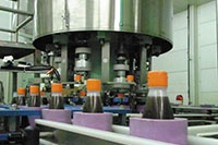 オタフクソース原材料400種以上、2,000超の商品の品質を支える仕組みと運用方法 - 製造ライン2